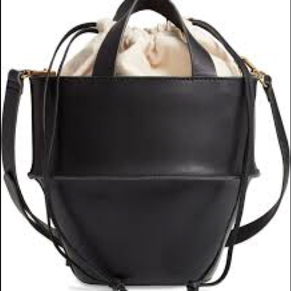 Madewell Handbags - Madewell Austin Crossbody
